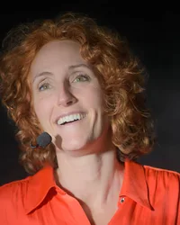 Delphine Luginbuhl, esprit dequipe speaker