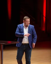 Vincent Engler, developpement personnel speaker