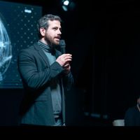 speaker-picture